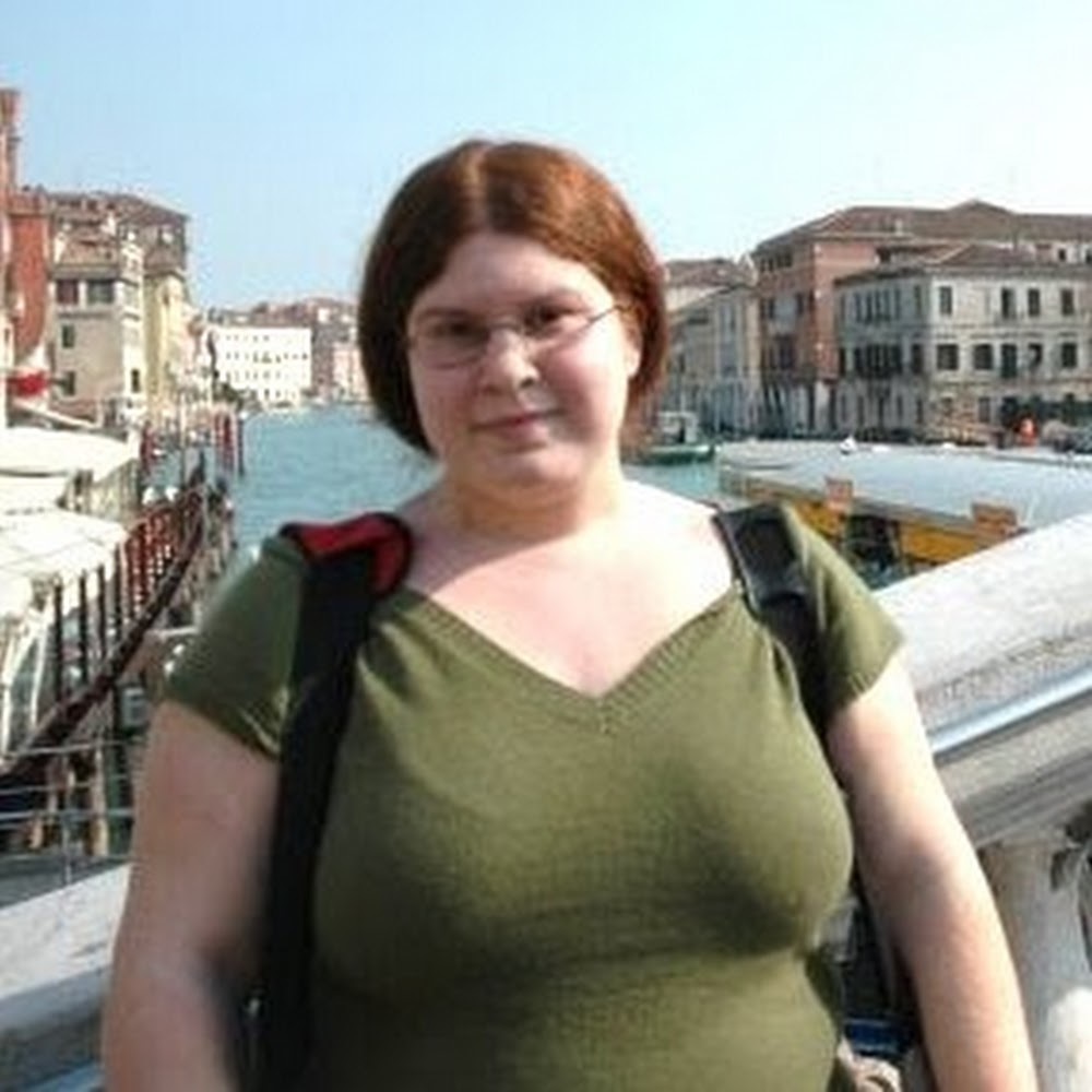 Meet your Posher, Brigette